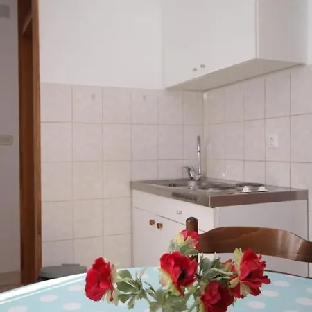 With A Parking Space Preko, Ugljan - 8434 * 프레코