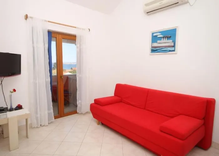 With A Parking Space Preko, Ugljan - 8434 *