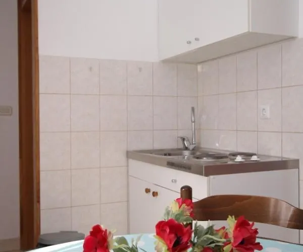 With A Parking Space Preko, Ugljan - 8434 * Преко