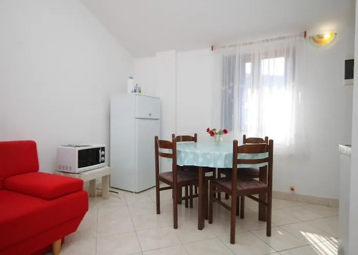 With A Parking Space Preko, Ugljan - 8434 * Преко